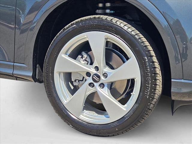 New 2025 Audi Q5 Premium Plus image 10