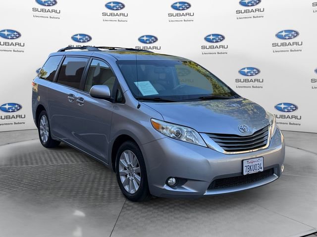 Used 2013 Toyota Sienna XLE w/ Entertainment Pkg