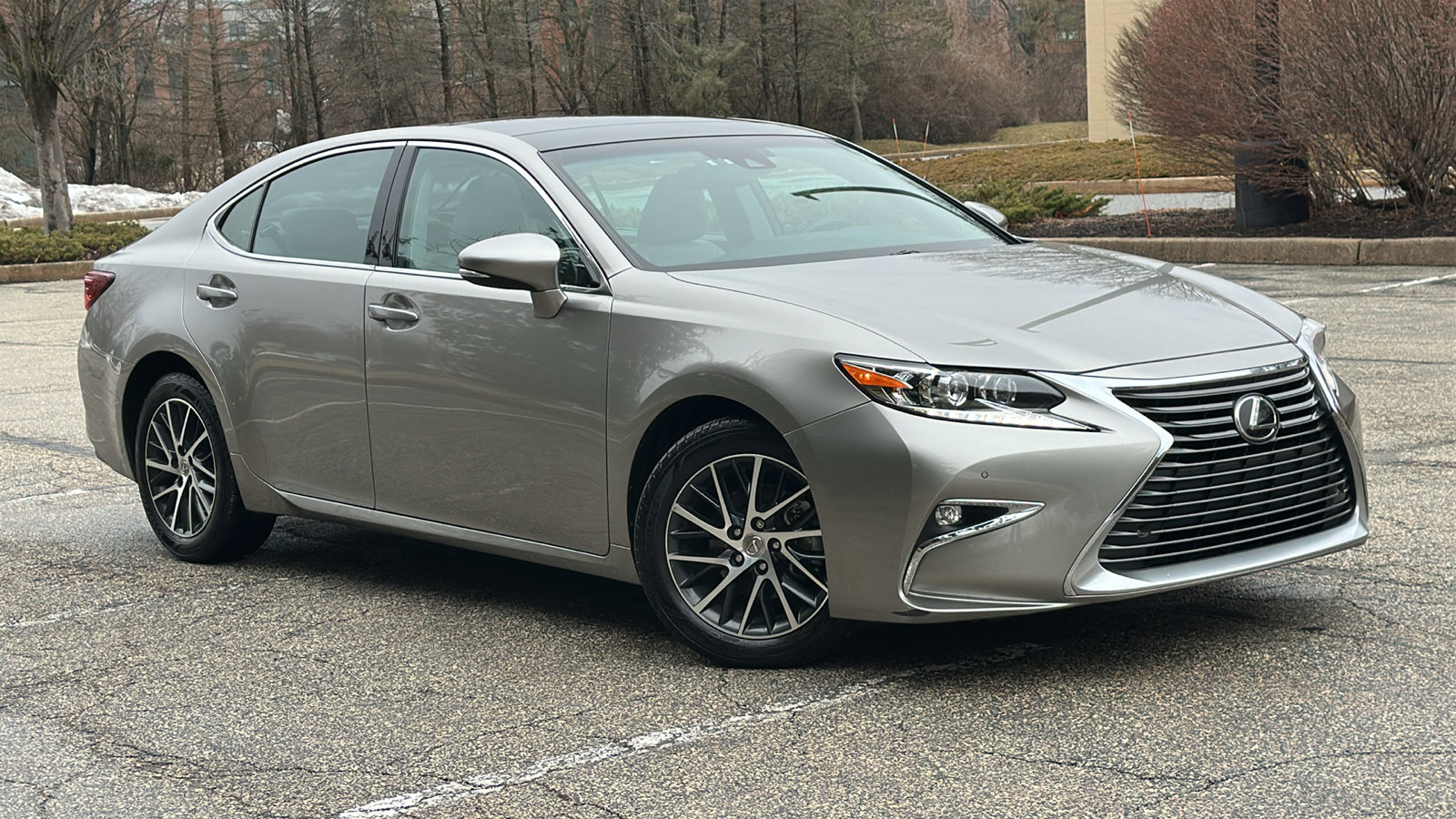 Used 2016 Lexus ES 350 image 1