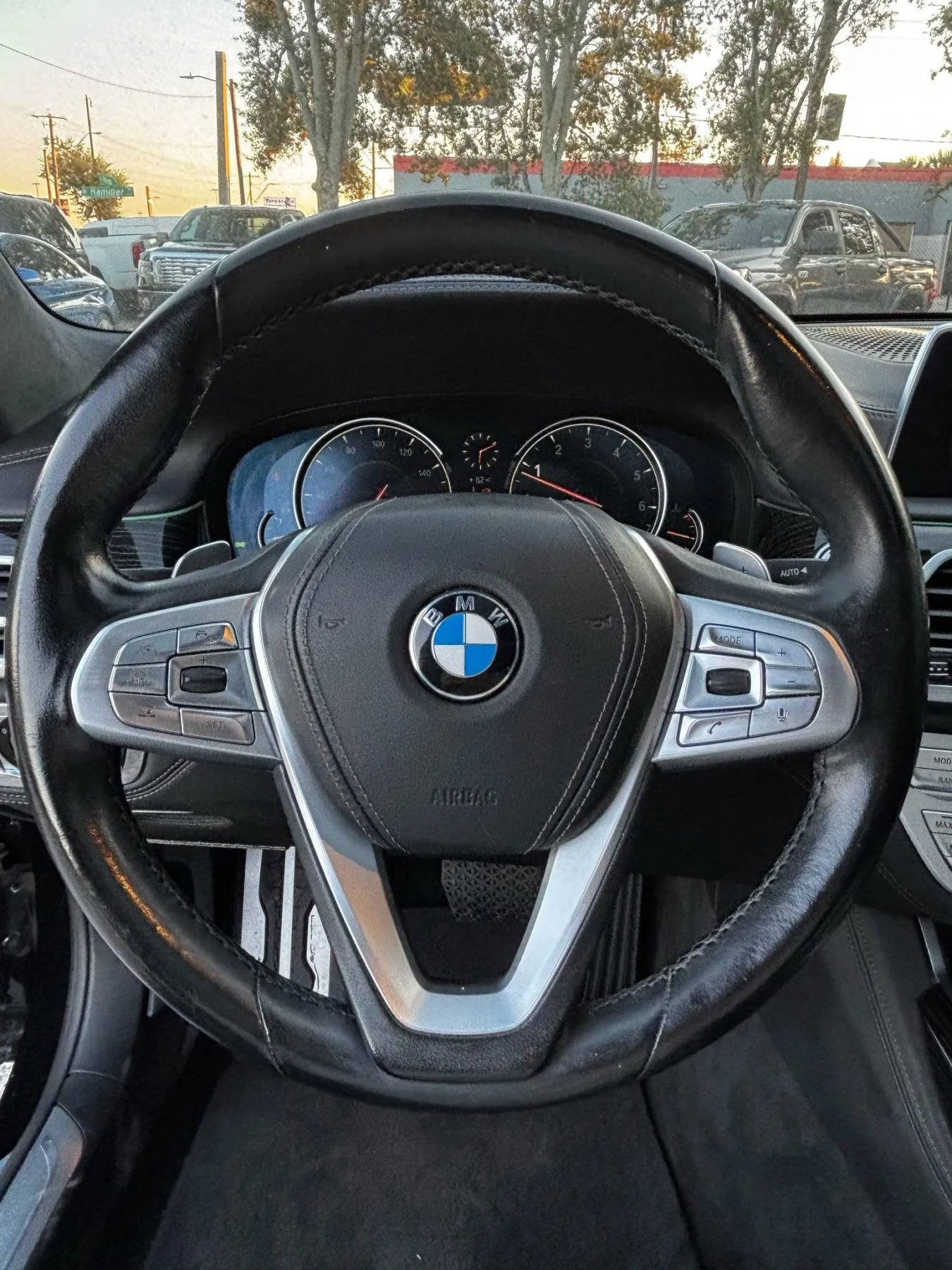 Used 2017 BMW 750i image 14
