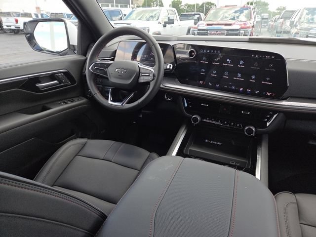 New 2026 Chevrolet Suburban RST w/ Comfort Package AWD/4WD image 32