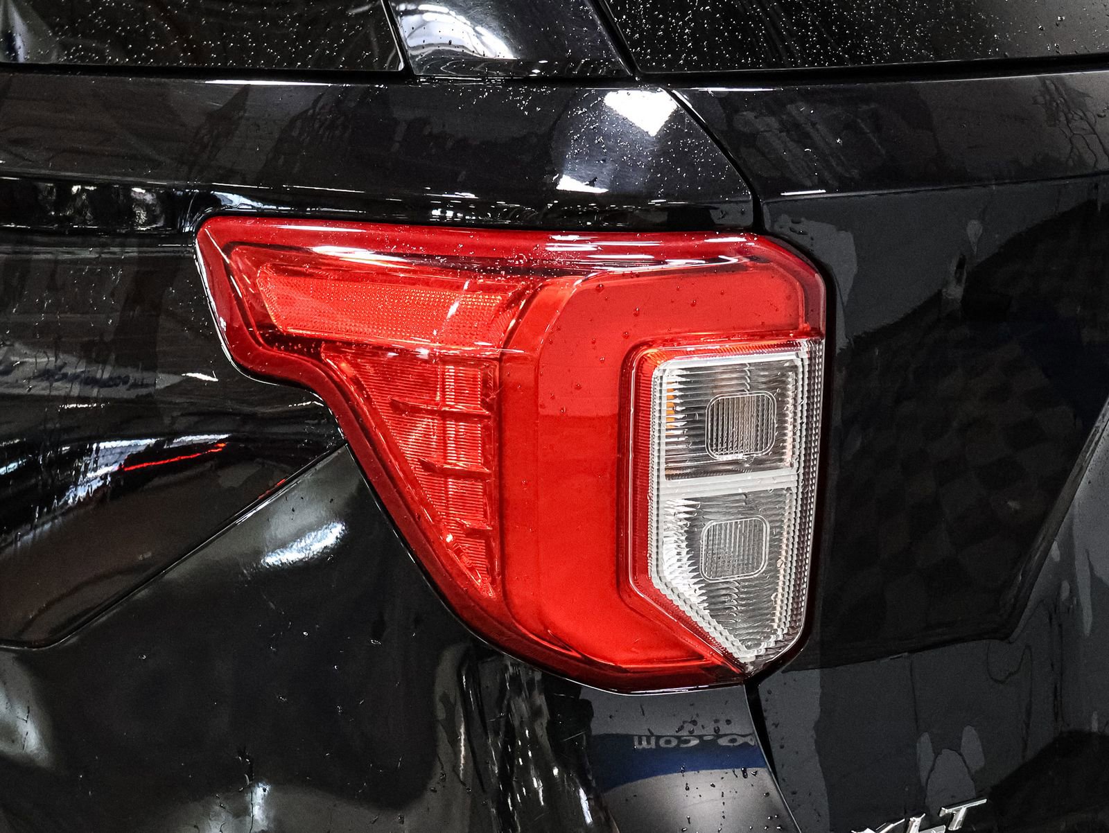 Certified 2023 Ford Explorer XLT w/ Equipment Group 202A image 15