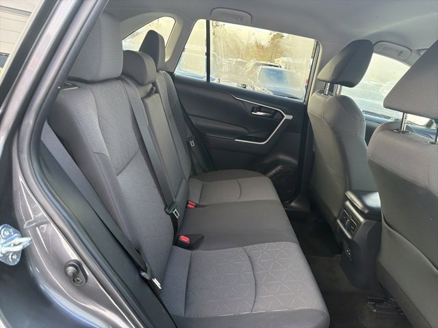 Used 2022 Toyota RAV4 XLE image 13