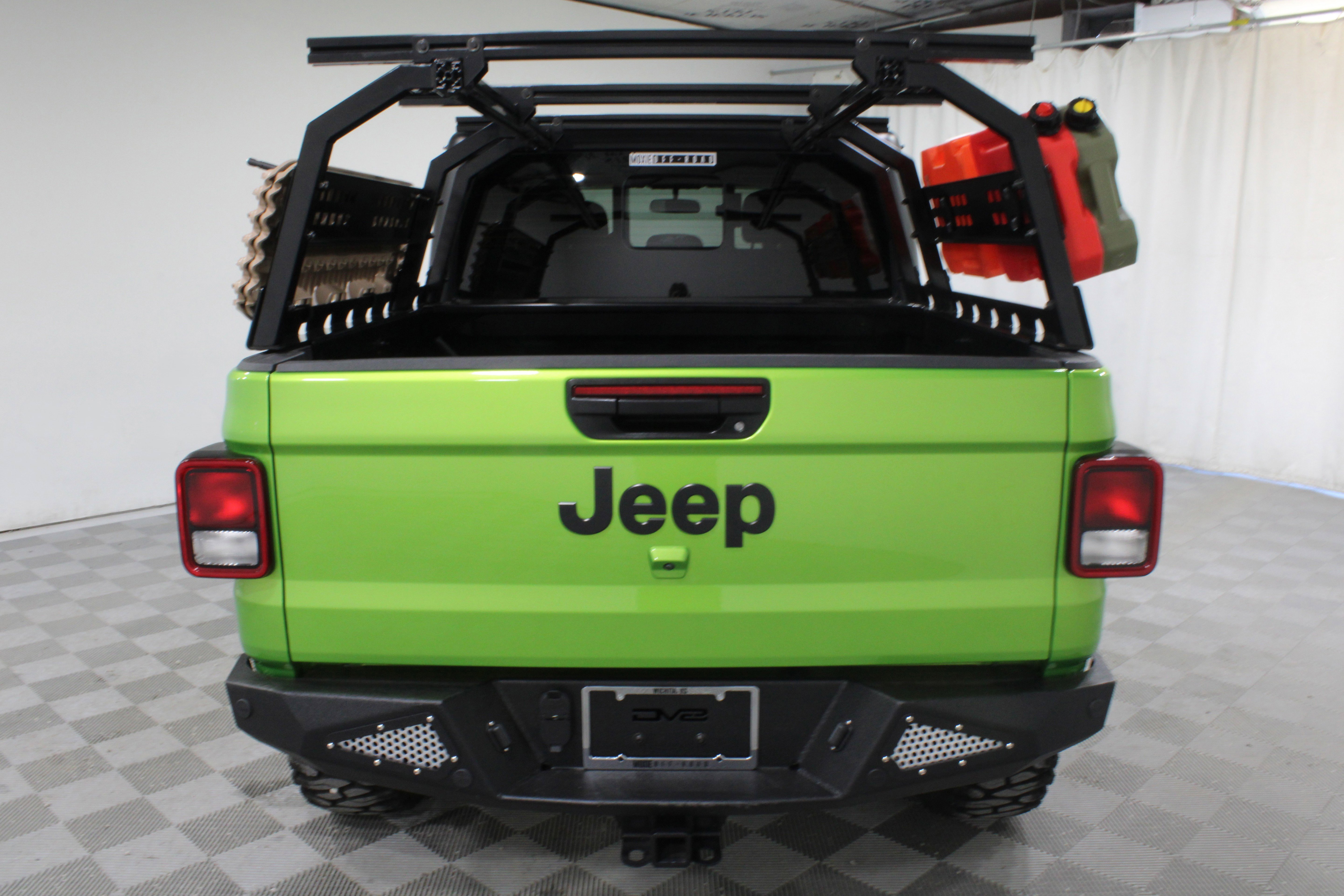 Used 2025 Jeep Gladiator Sport AWD/4WD image 28