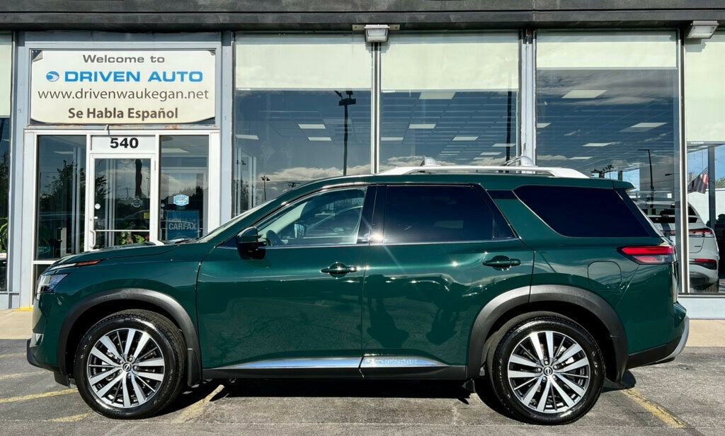 Used 2022 Nissan Pathfinder Platinum w/ Cargo Package image 2