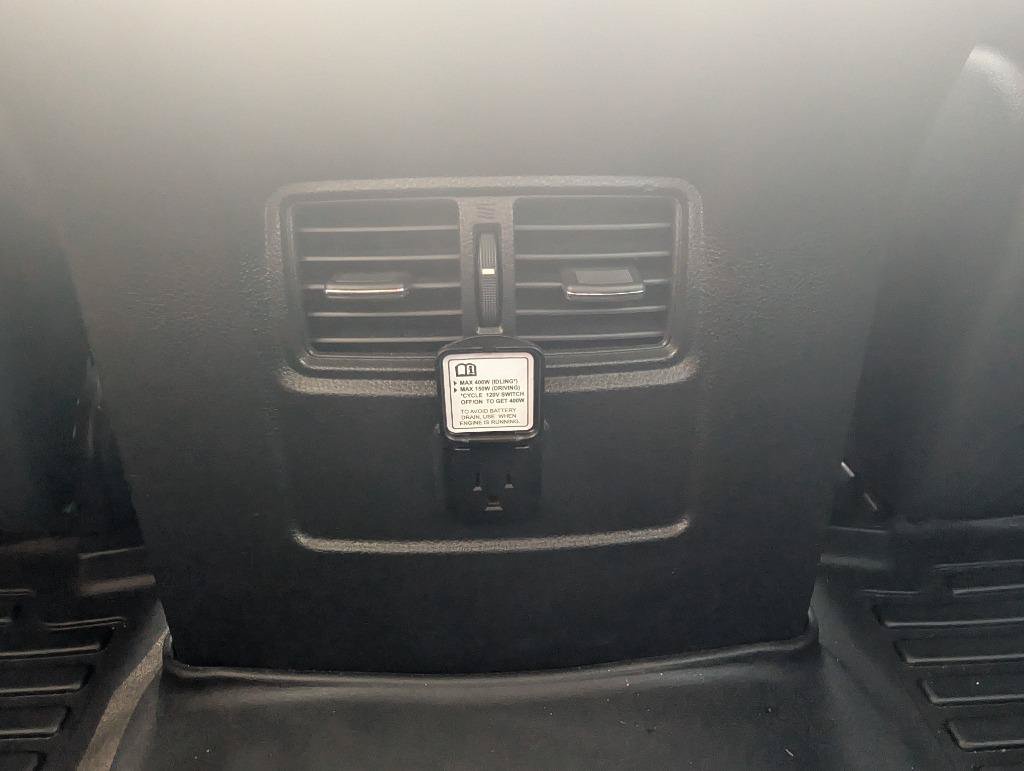 Used 2016 Nissan Titan SL AWD/4WD image 45