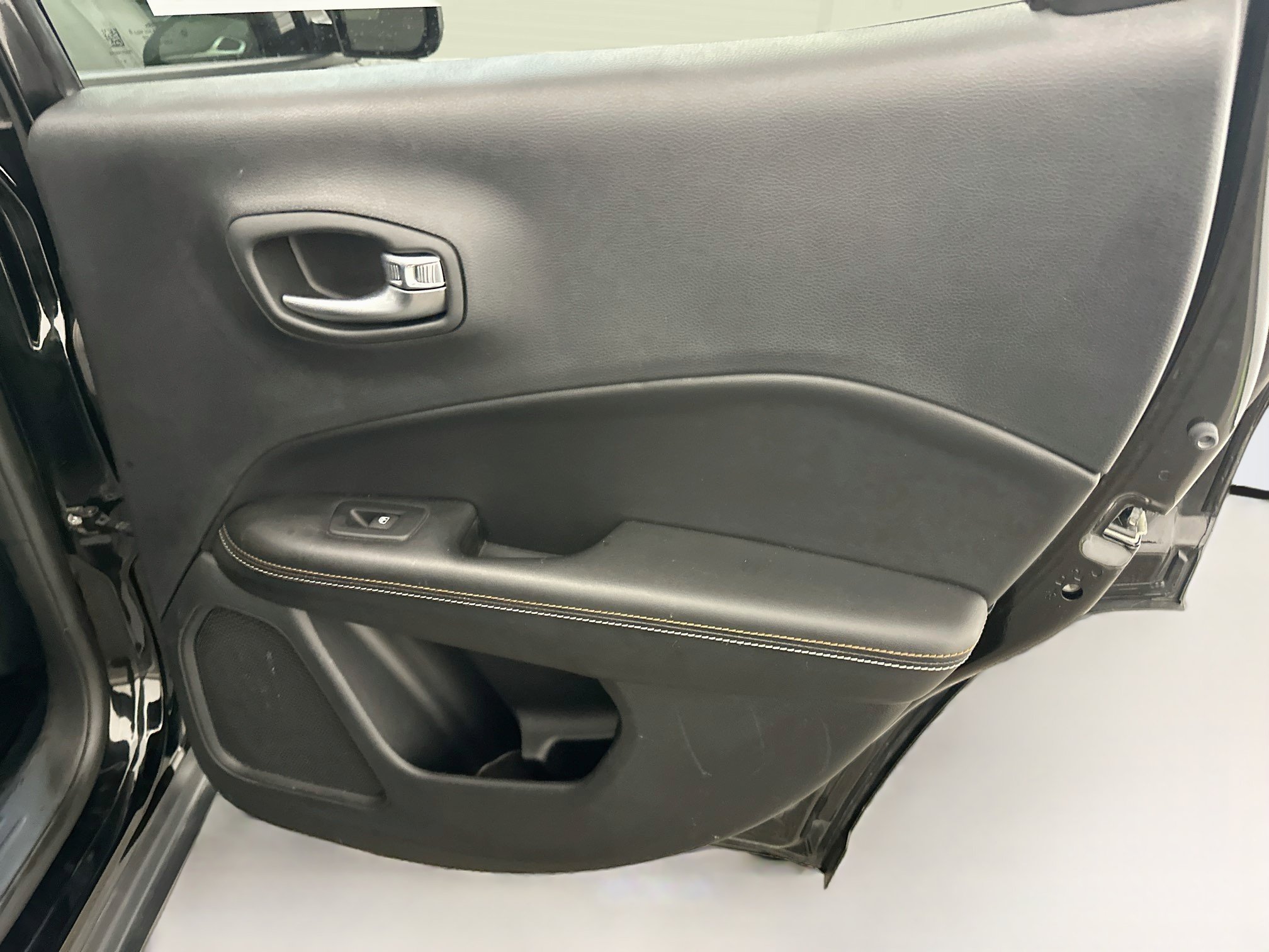 Used 2019 Jeep Compass Sport AWD/4WD image 31