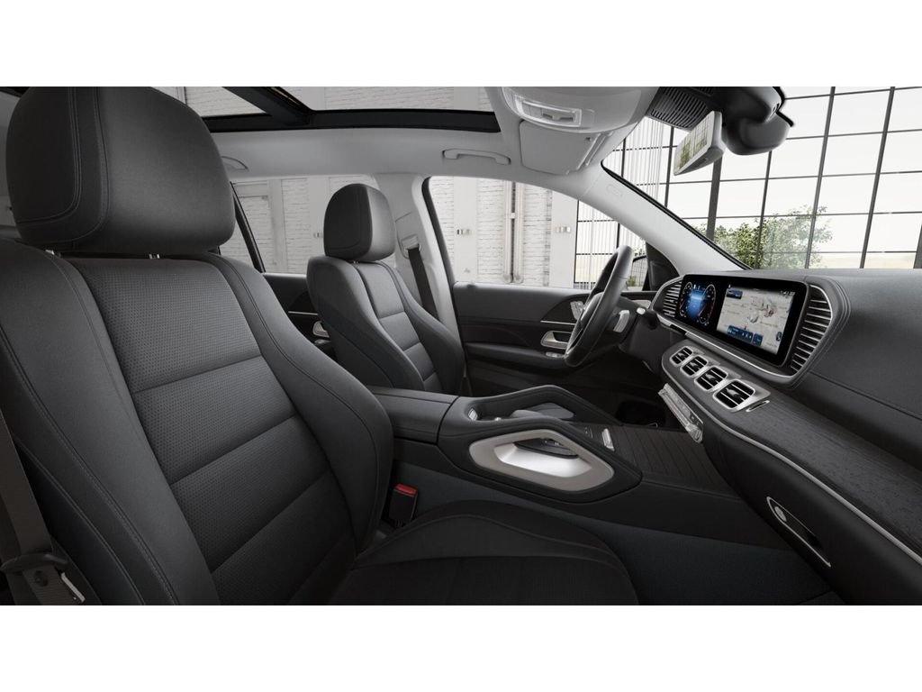 New 2026 Mercedes-Benz GLS 450 4MATIC image 4
