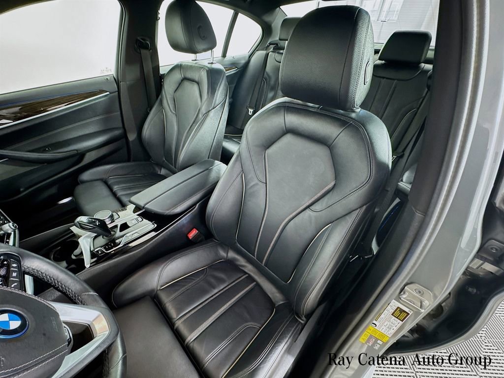 Certified 2023 BMW 530e xDrive w/ Premium Package image 22