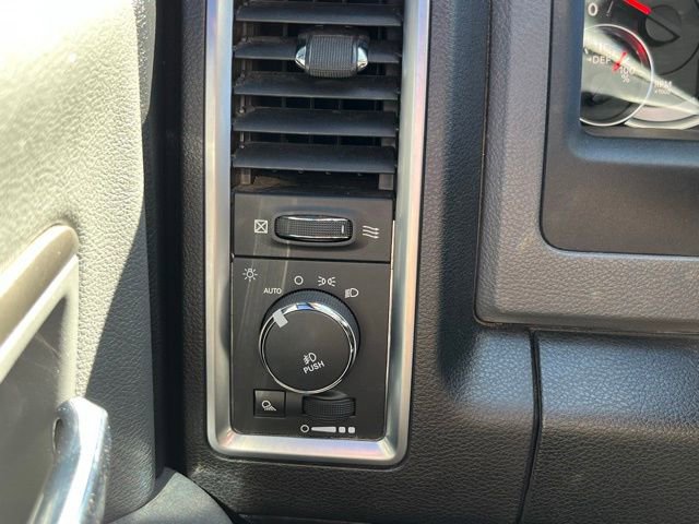 Used 2015 RAM 2500 Big Horn image 34