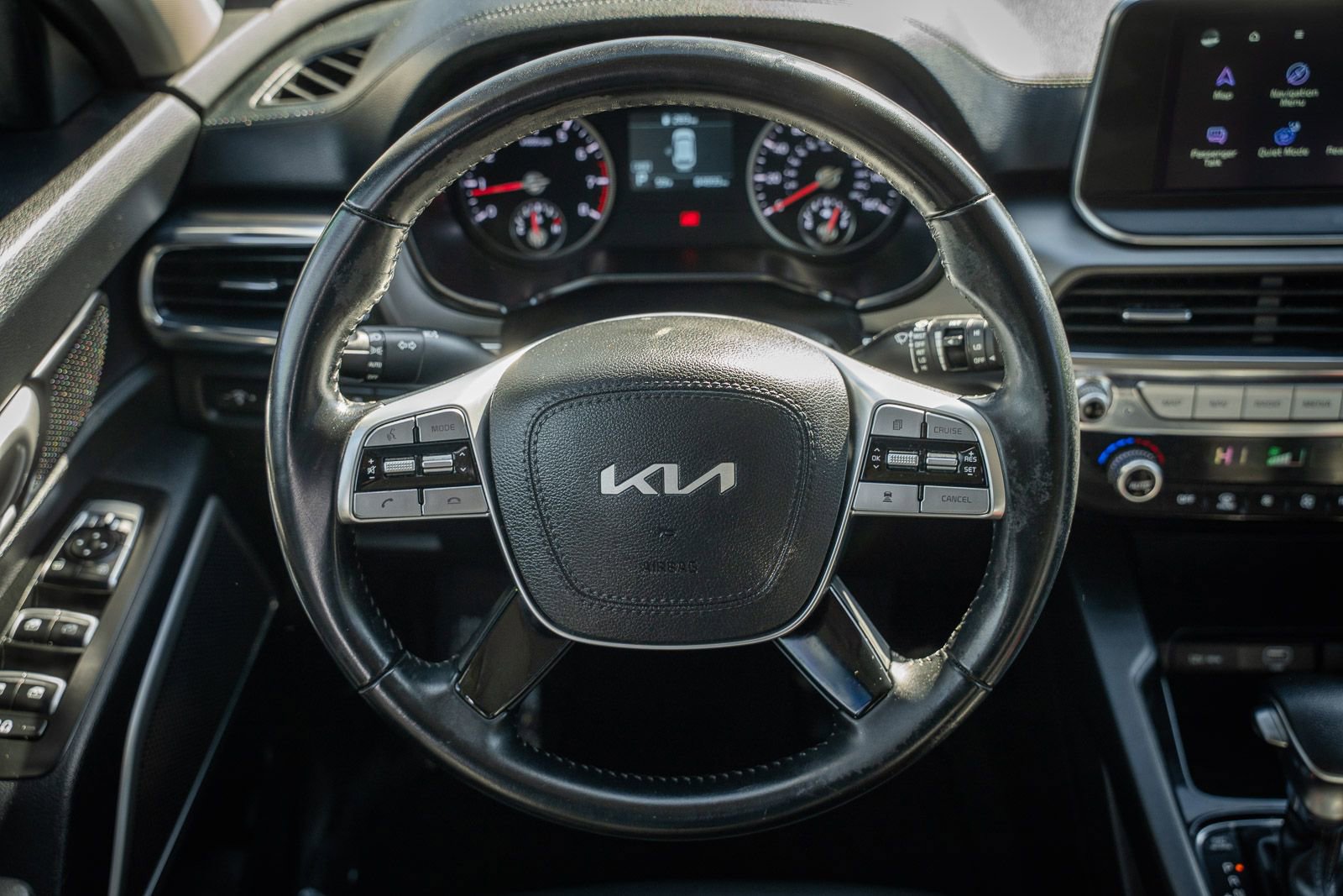 Used 2022 Kia Telluride LX AWD/4WD image 29