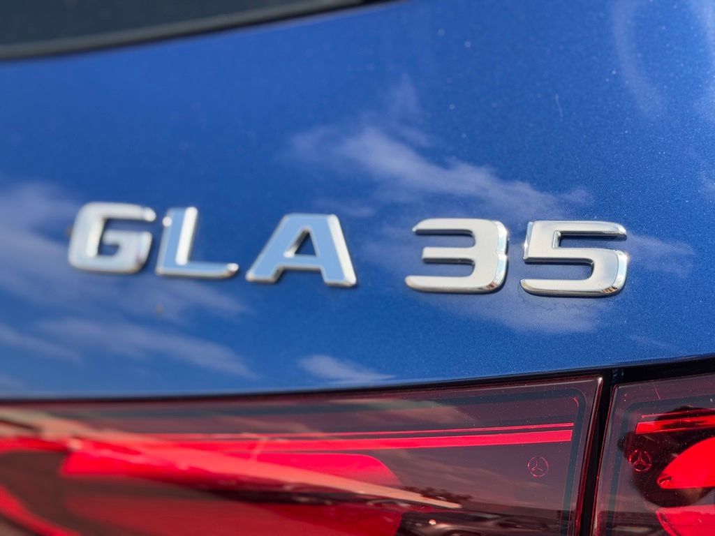 New 2025 Mercedes-Benz GLA 35 AMG 4MATIC image 13