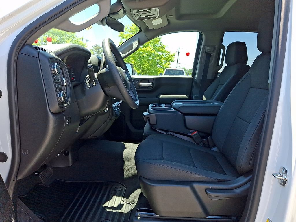 New 2026 GMC Sierra 1500 Pro w/ Graphite Edition AWD/4WD image 9