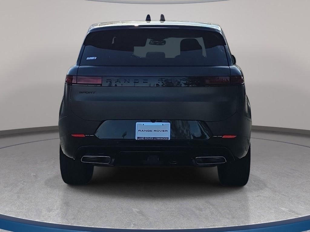 New 2026 Land Rover Range Rover Sport Dynamic SE image 6