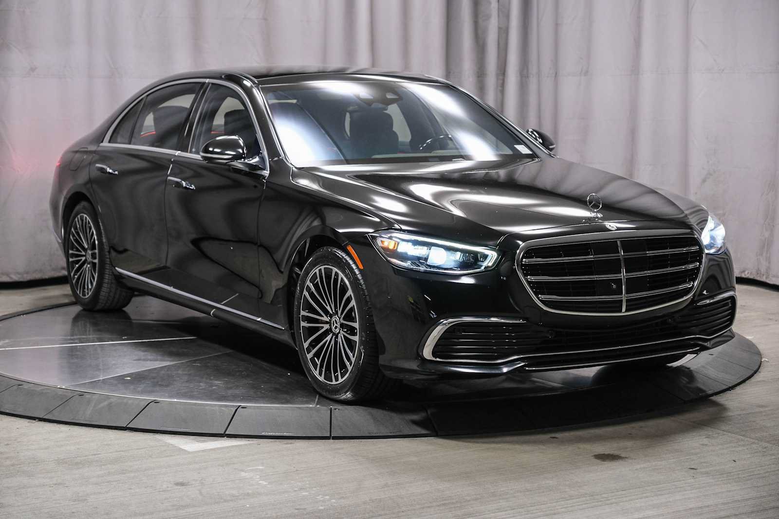 Certified 2023 Mercedes-Benz S 580e 4MATIC Sedan image 5