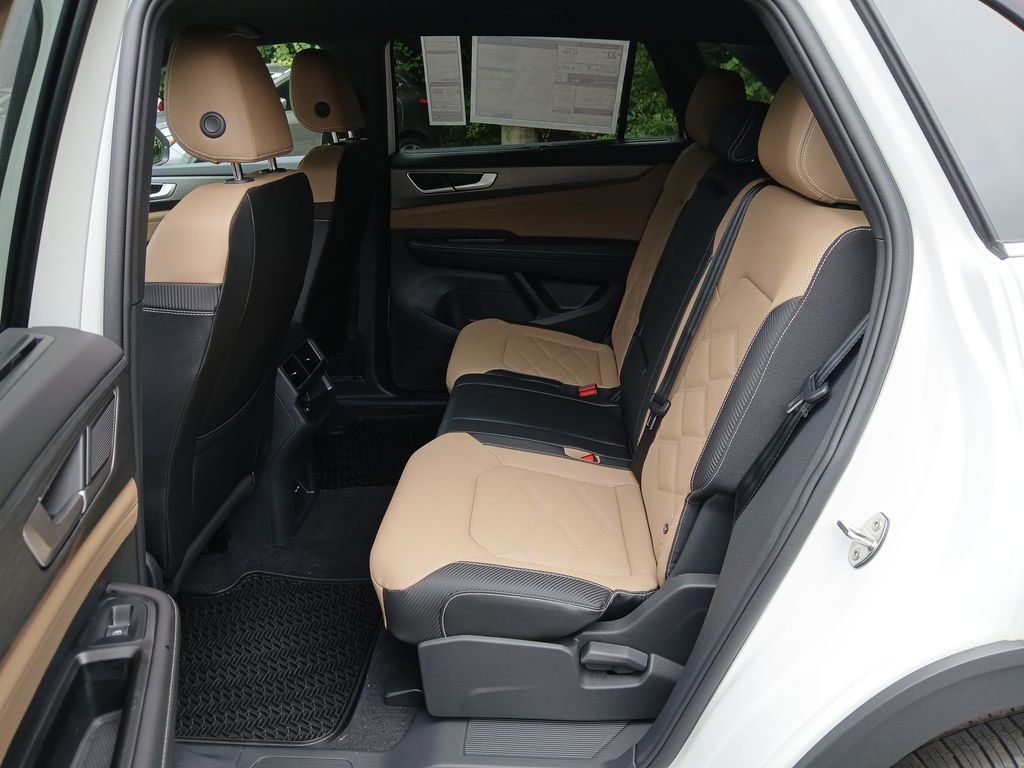 New 2026 Volkswagen Atlas Cross Sport SE image 23