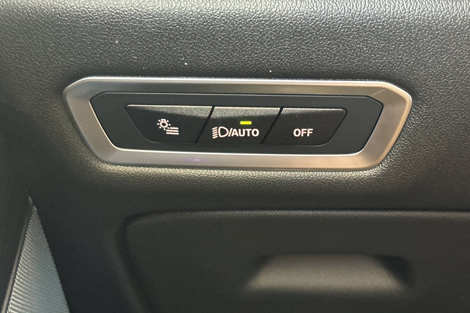 Certified 2024 BMW X7 M60i AWD/4WD image 38