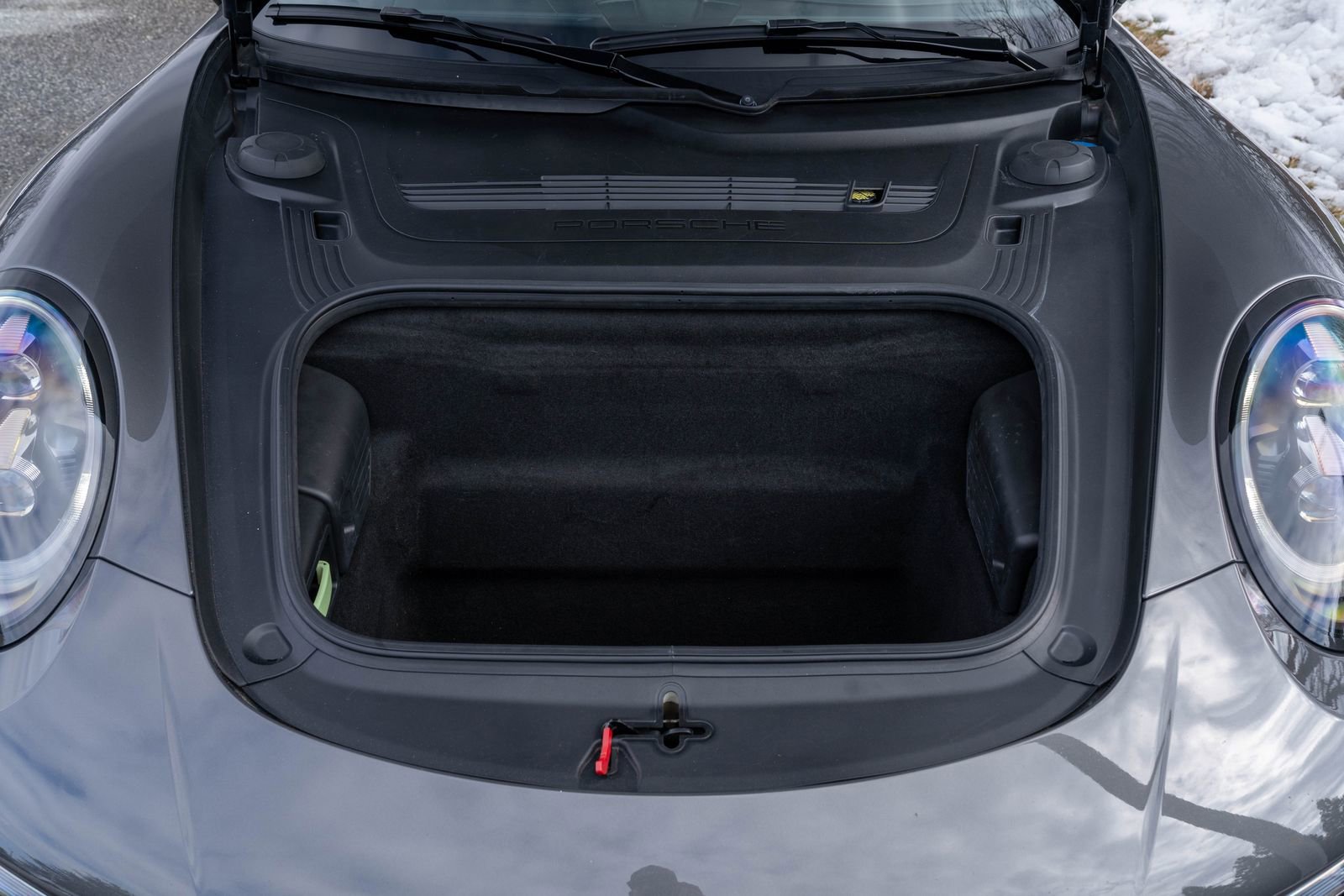 Certified 2019 Porsche 911 Carrera 4S image 17