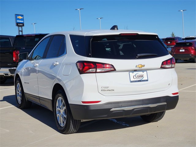 Used 2024 Chevrolet Equinox LT w/ LPO, Floor Liner Package image 8