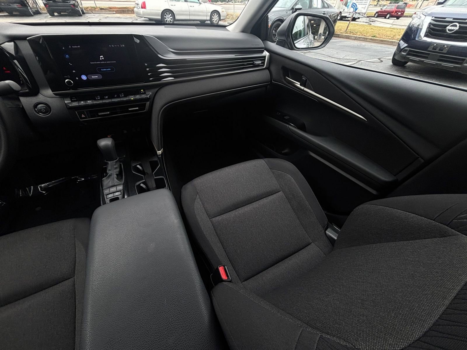Used 2025 Toyota Camry LE FWD image 38