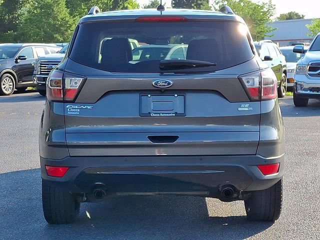 Used 2017 Ford Escape SE w/ Equipment Group 201A AWD/4WD image 8