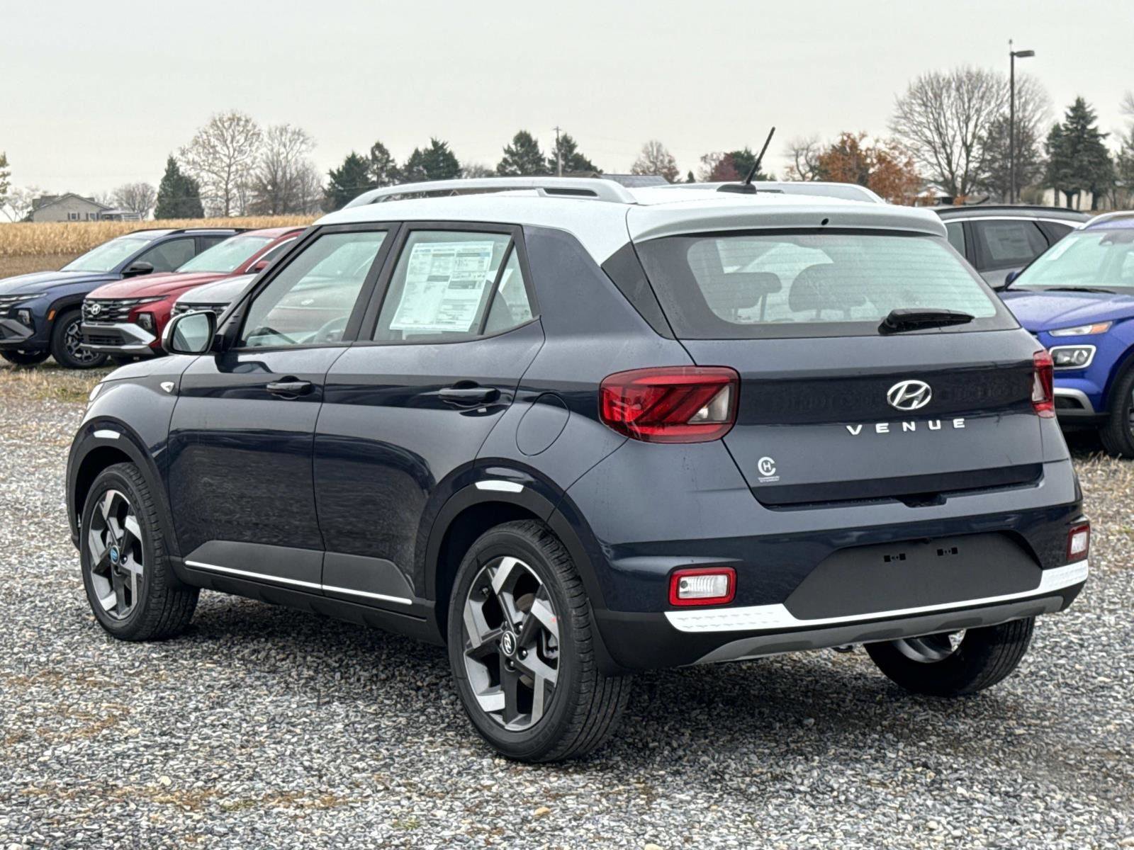 New 2026 Hyundai Venue SEL FWD image 14