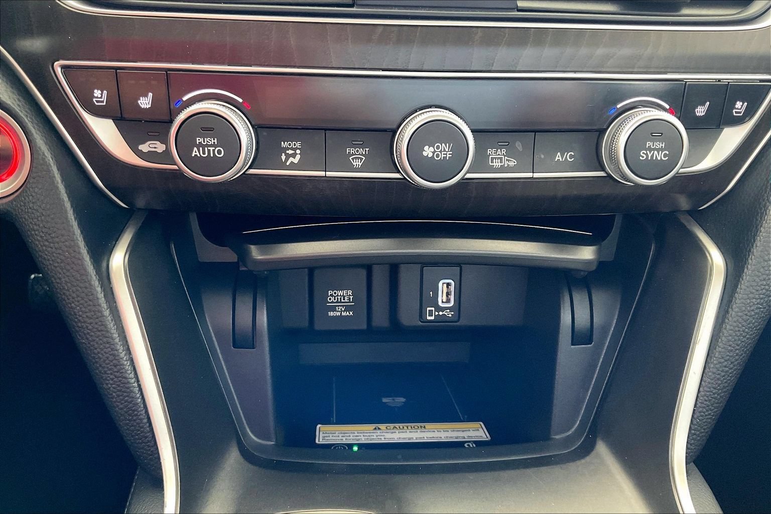 Used 2020 Honda Accord Touring image 14