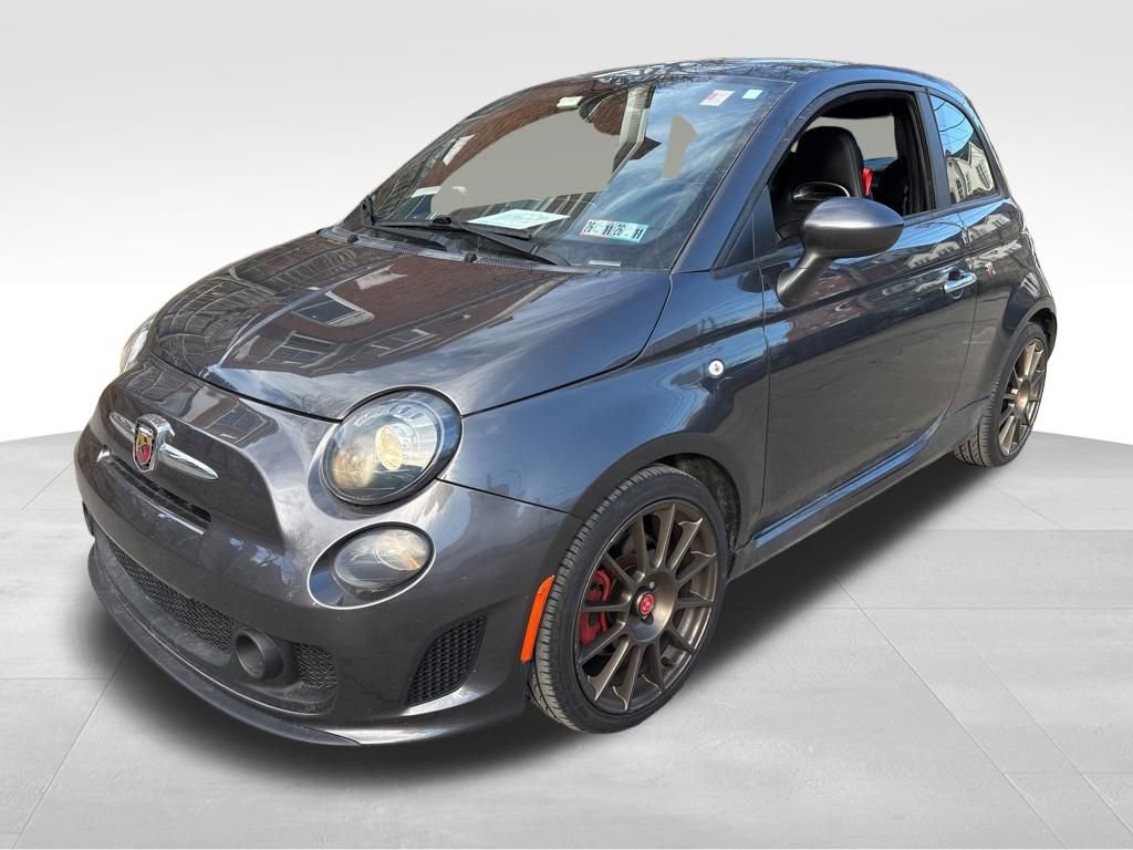Used 2018 FIAT 500 Abarth w/ Popular Equipment Package image 1