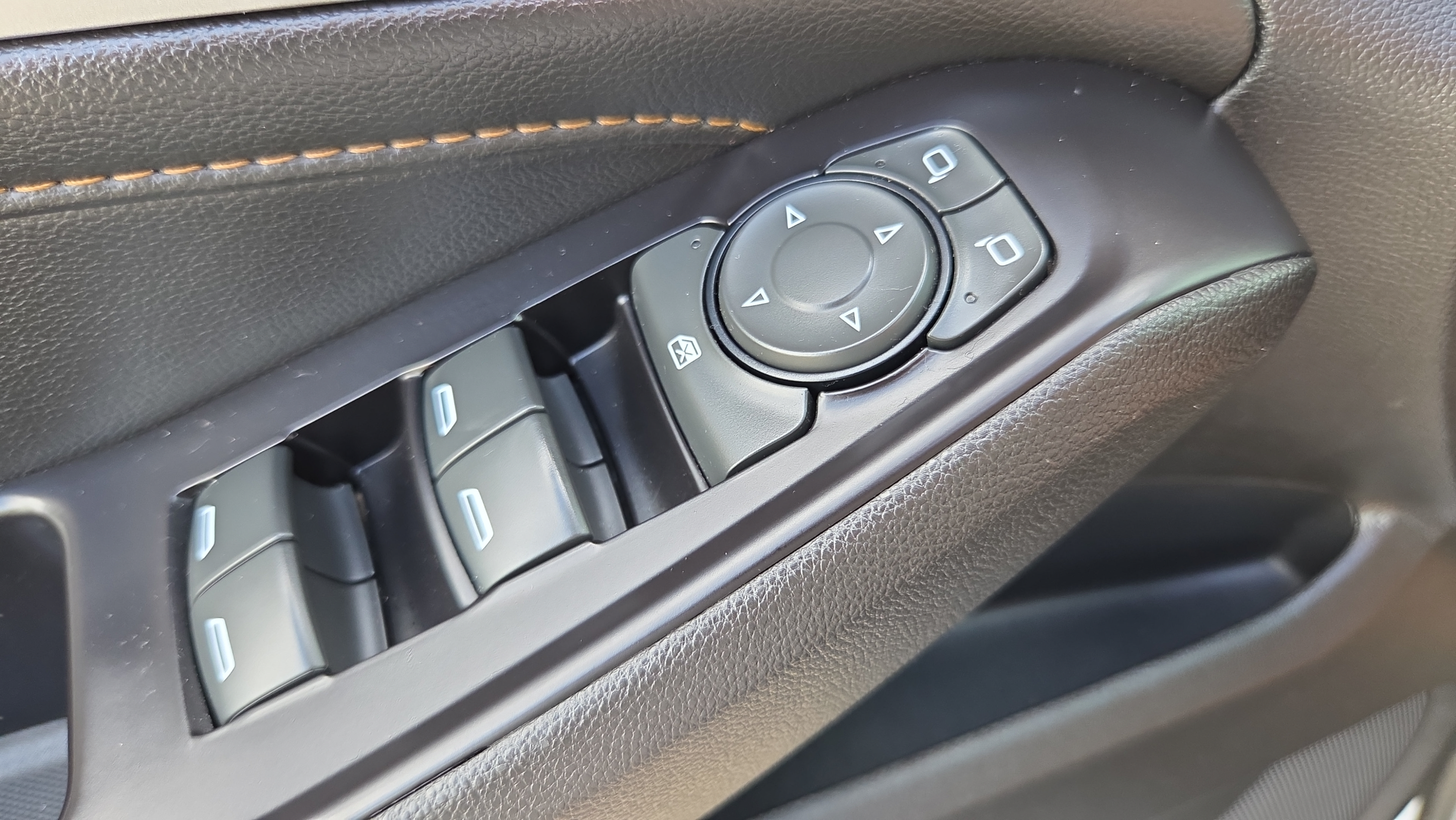 Certified 2020 Chevrolet Traverse LS w/ LPO, Floor Liner Package FWD image 28