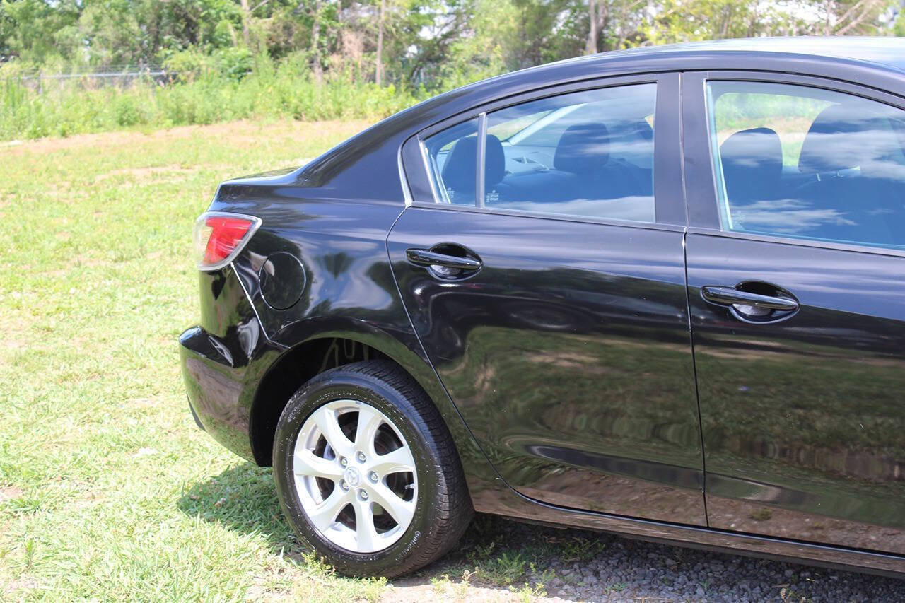 Used 2010 MAZDA MAZDA3 i Touring FWD image 5