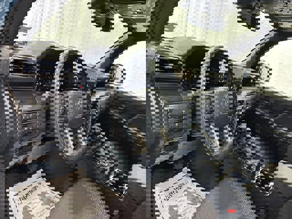 Used 2025 Toyota 4Runner SR5 image 15