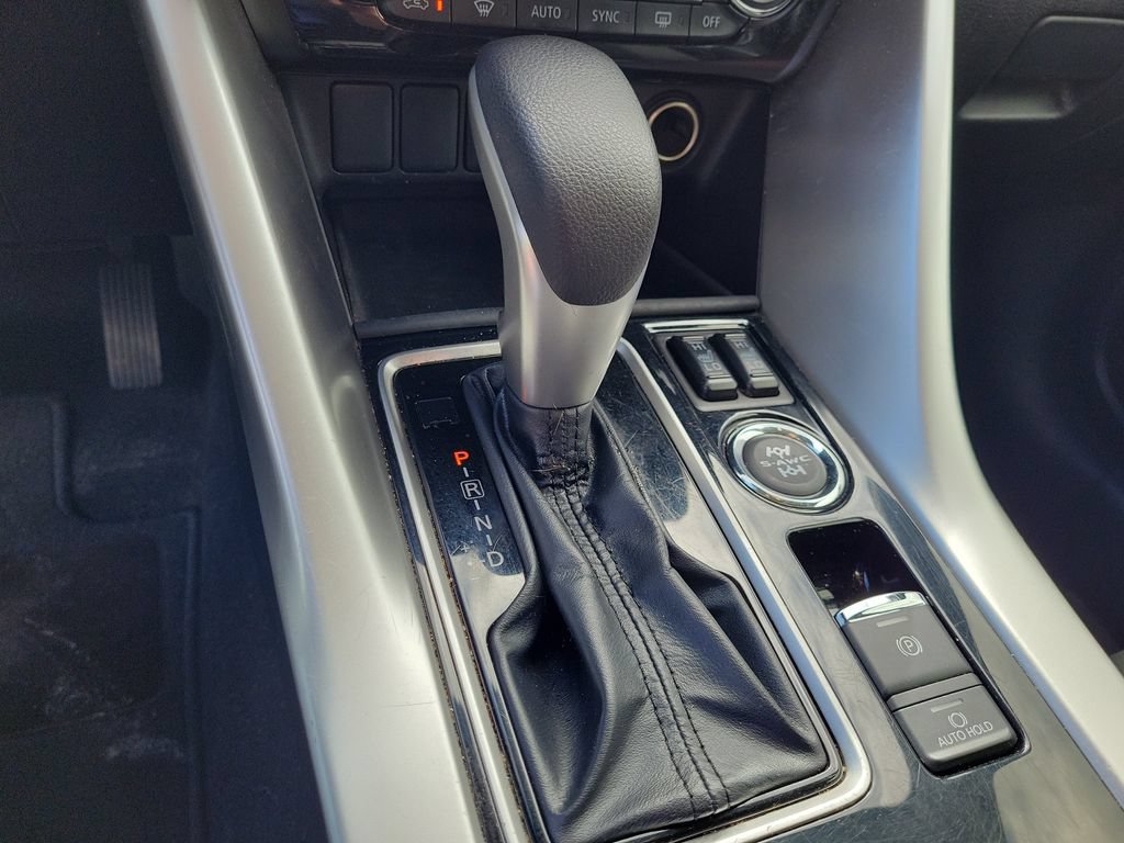 Used 2025 Mitsubishi Eclipse Cross SE AWD/4WD image 40