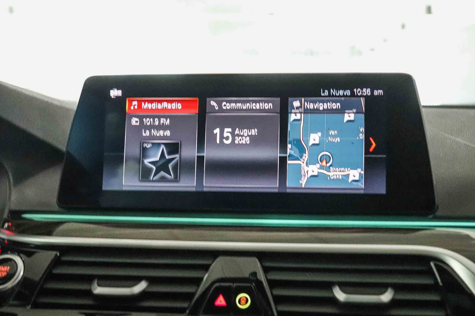 Used 2019 BMW 530e w/ Convenience Package RWD image 15