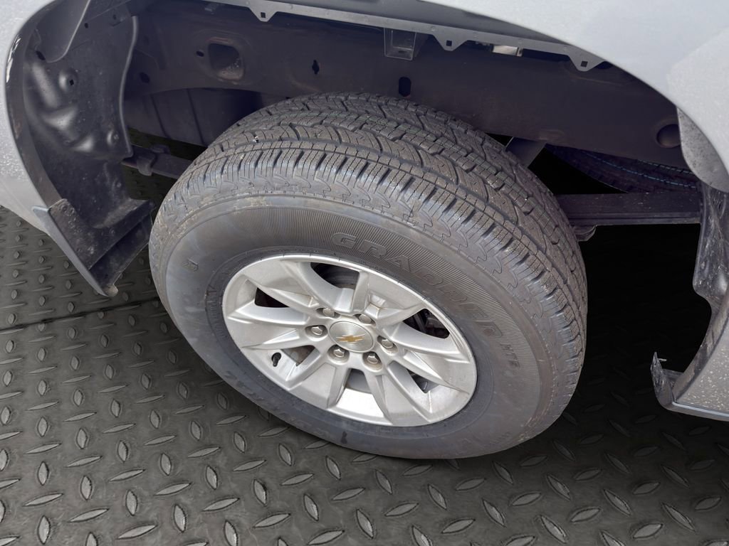 Used 2023 Chevrolet Silverado 1500 LT image 24