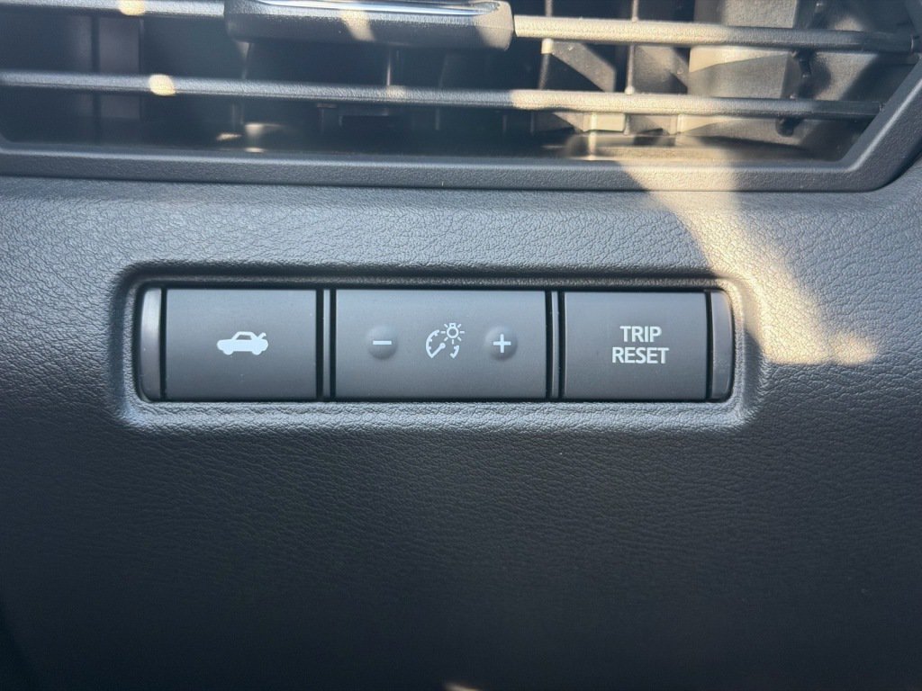 Used 2021 Nissan Altima 2.5 SV FWD image 11
