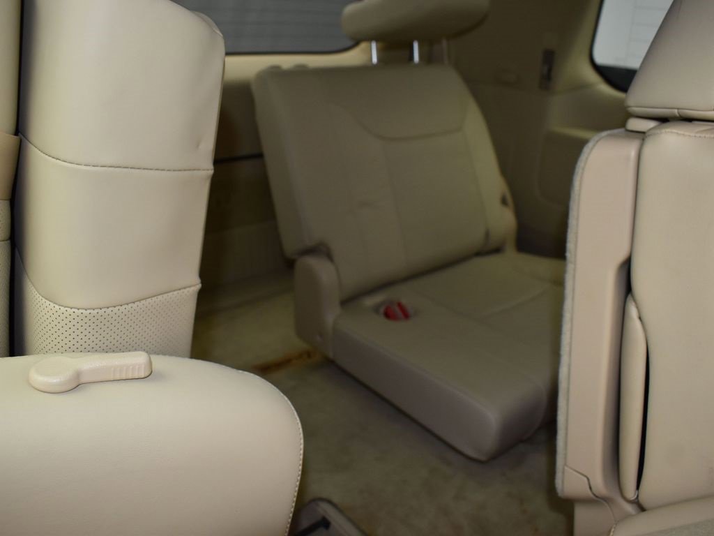 Used 2017 Lexus LX 570 570 image 23