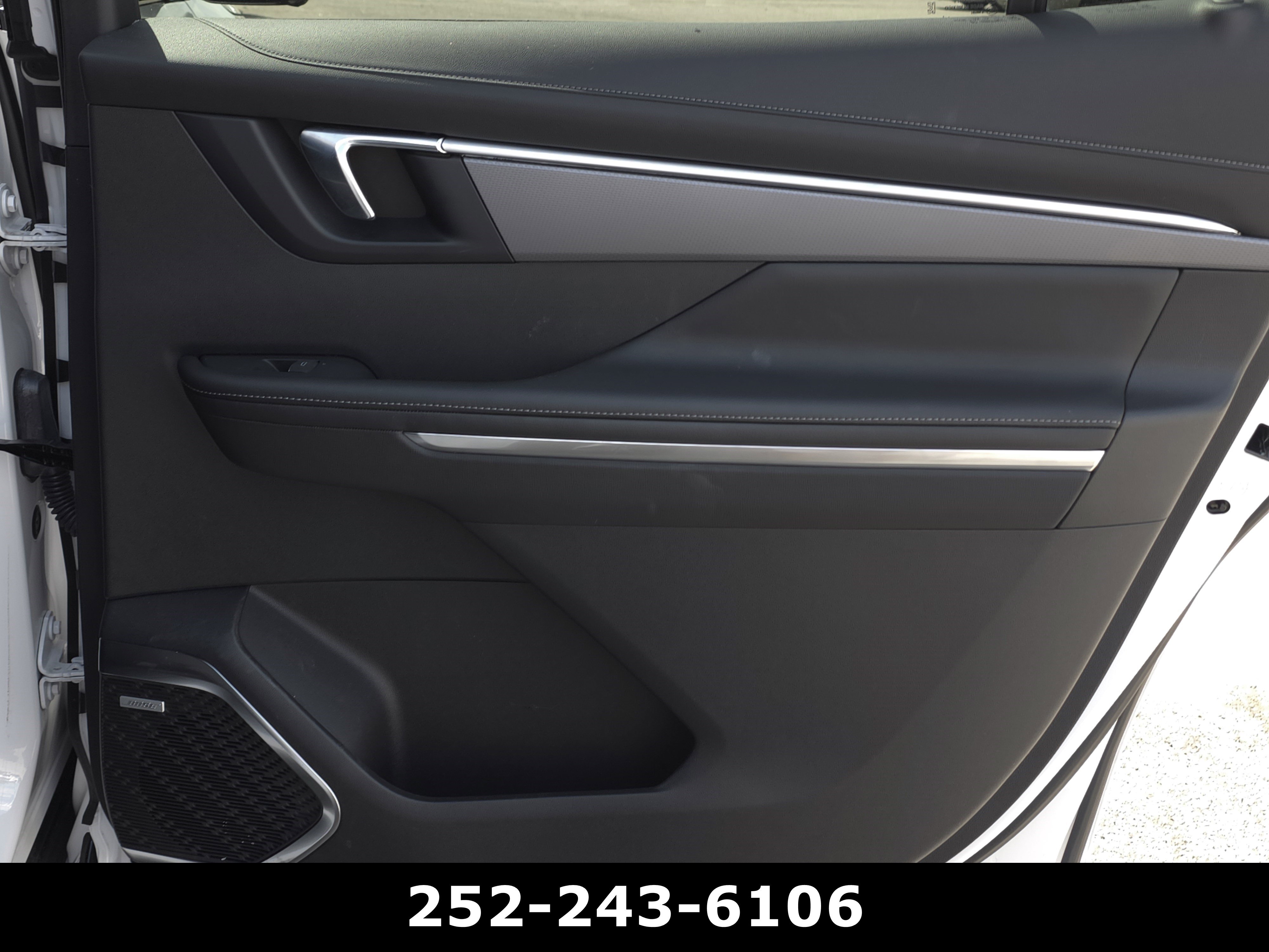 Used 2025 Buick Enclave Sport Touring w/ Super Cruise Package FWD image 42