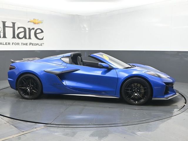 Used 2023 Chevrolet Corvette Z06 RWD image 1