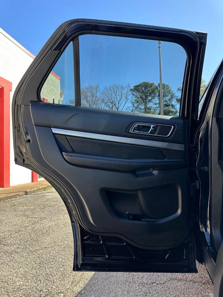 Used 2018 Ford Explorer XLT FWD image 14