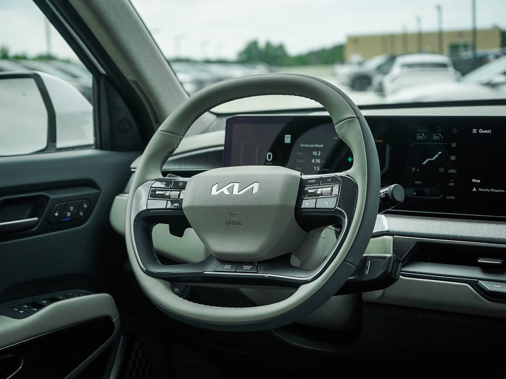 New 2026 Kia EV9 Wind AWD/4WD image 17