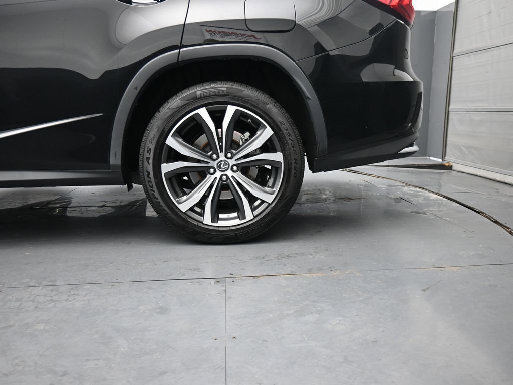Used 2020 Lexus RX 350L Premium w/ Premium Package image 14