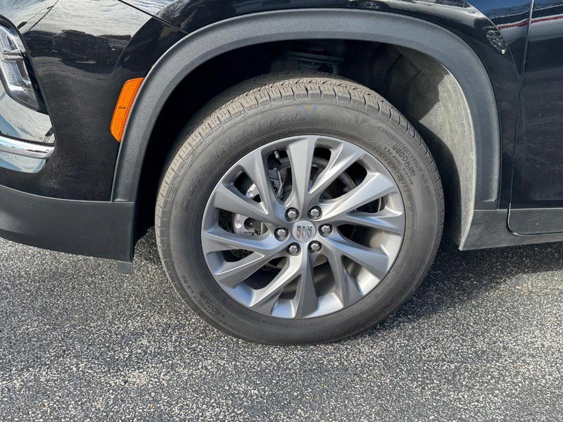 Certified 2025 Buick Enclave Preferred image 9