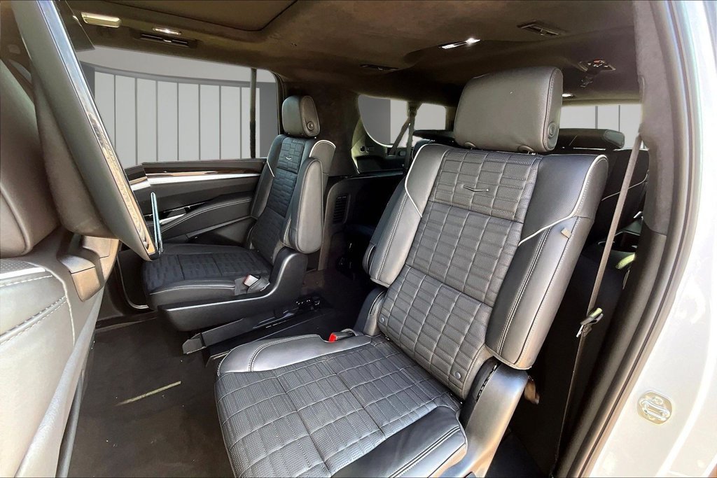 New 2026 Cadillac Escalade ESV Platinum Sport AWD/4WD image 10