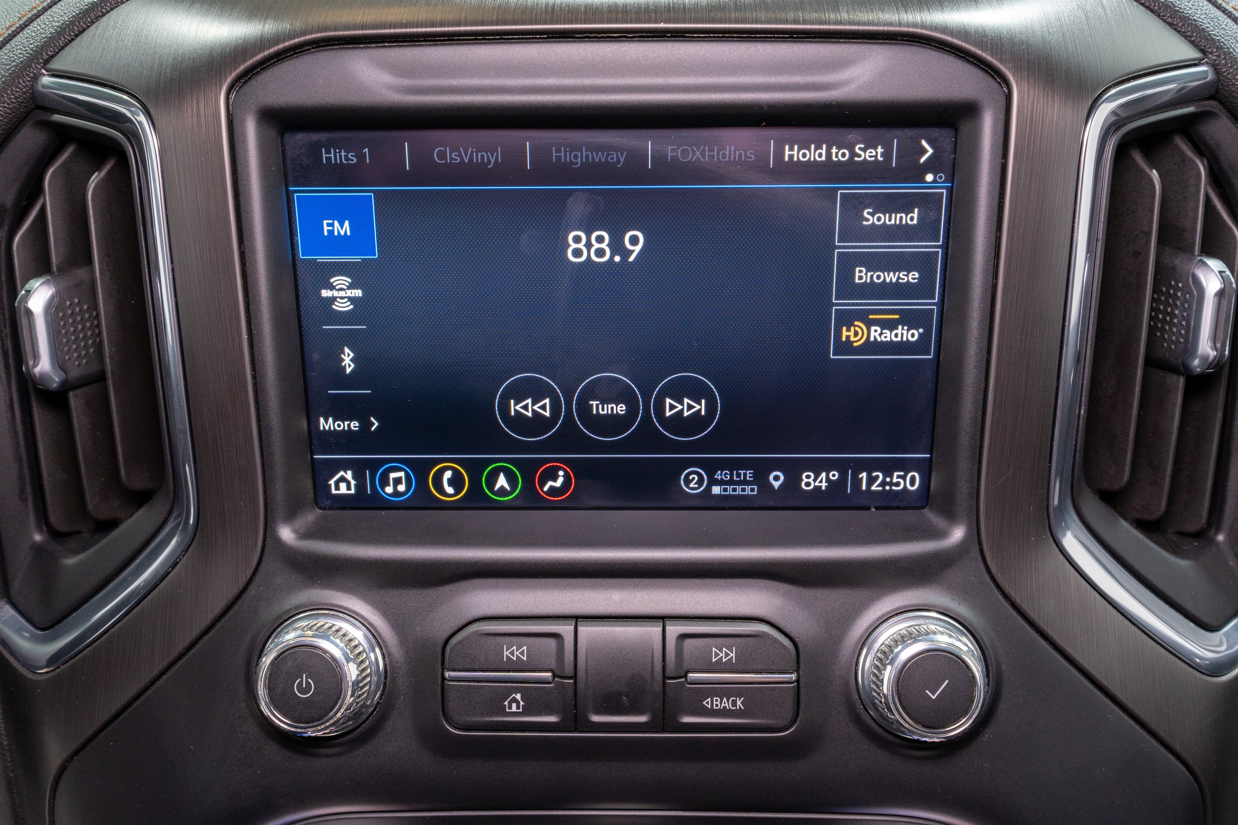 Used 2021 GMC Sierra 1500 AT4 w/ AT4 Value Package AWD/4WD image 21