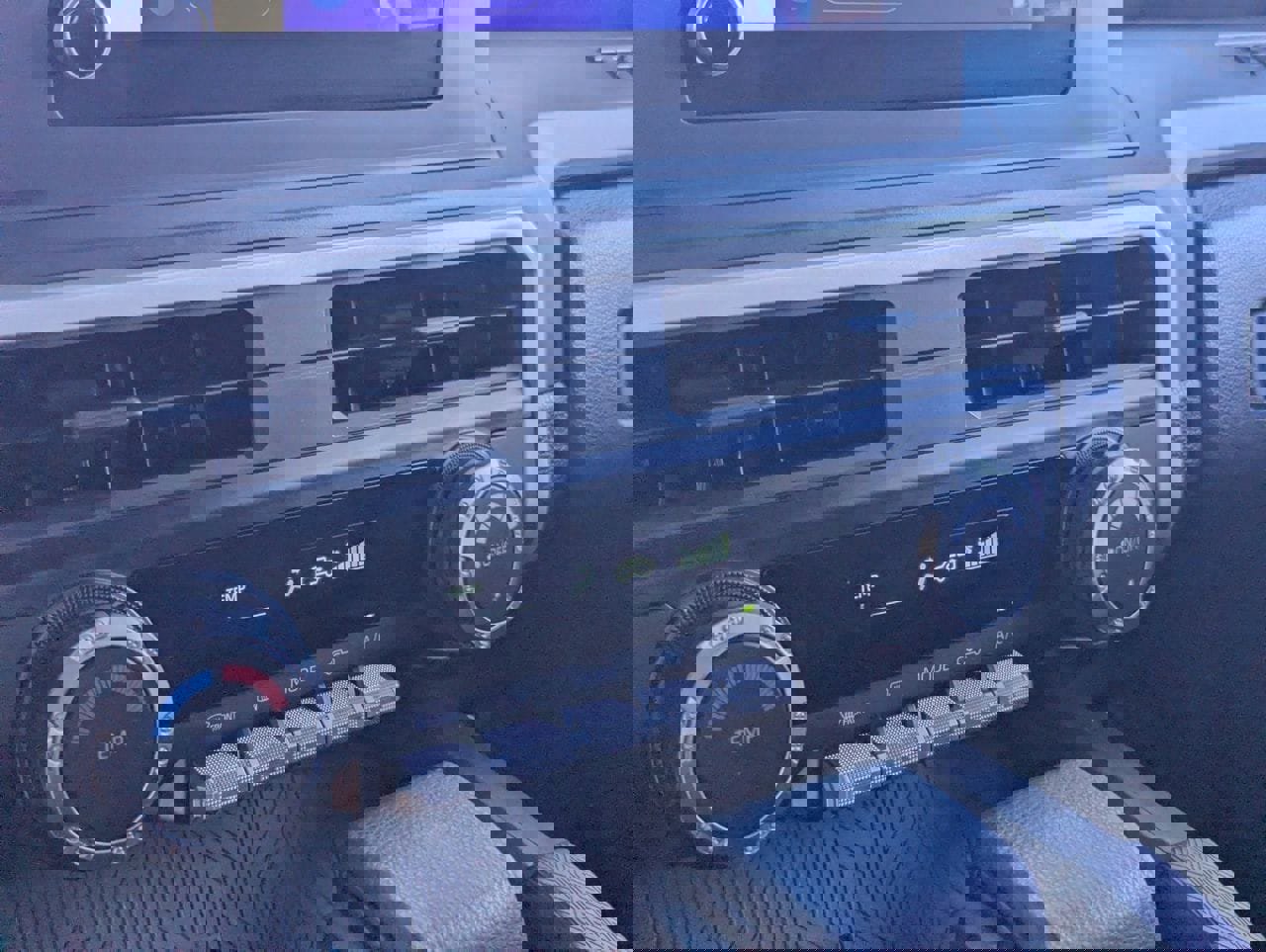 Used 2024 Toyota Tacoma SR image 21