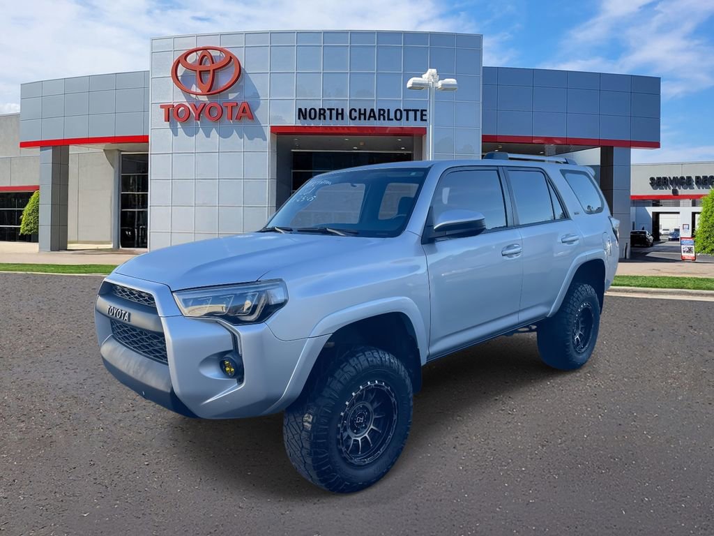 Used 2019 Toyota 4Runner SR5 image 6