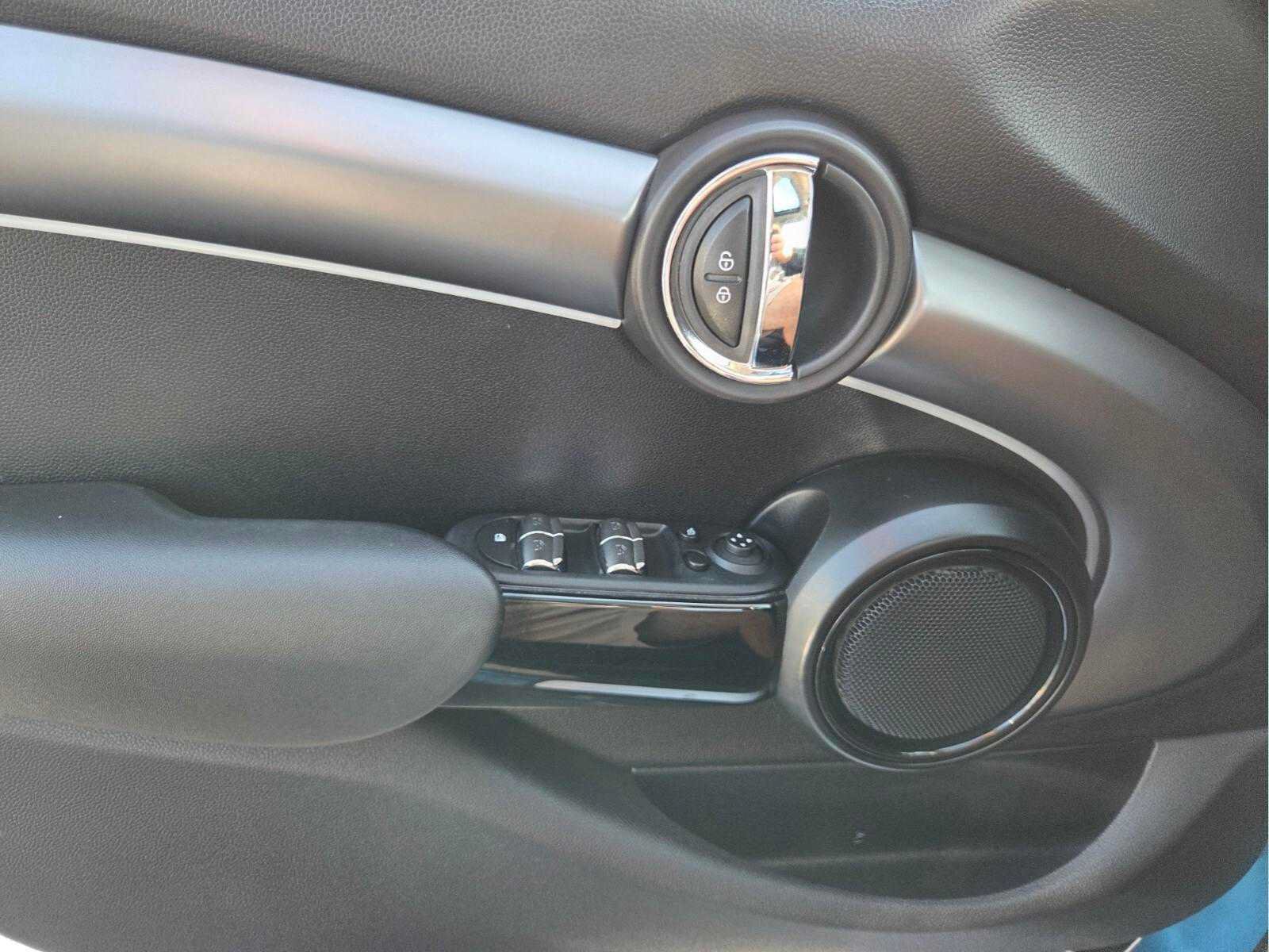Certified 2024 MINI Cooper S FWD image 21