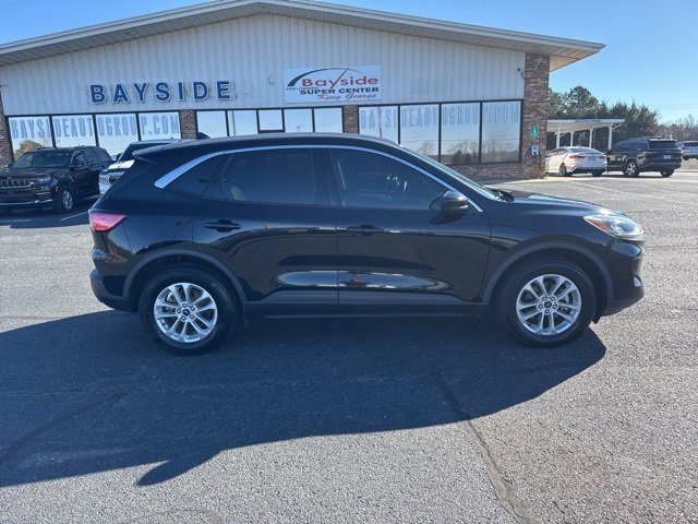 Used 2020 Ford Escape SE image 4