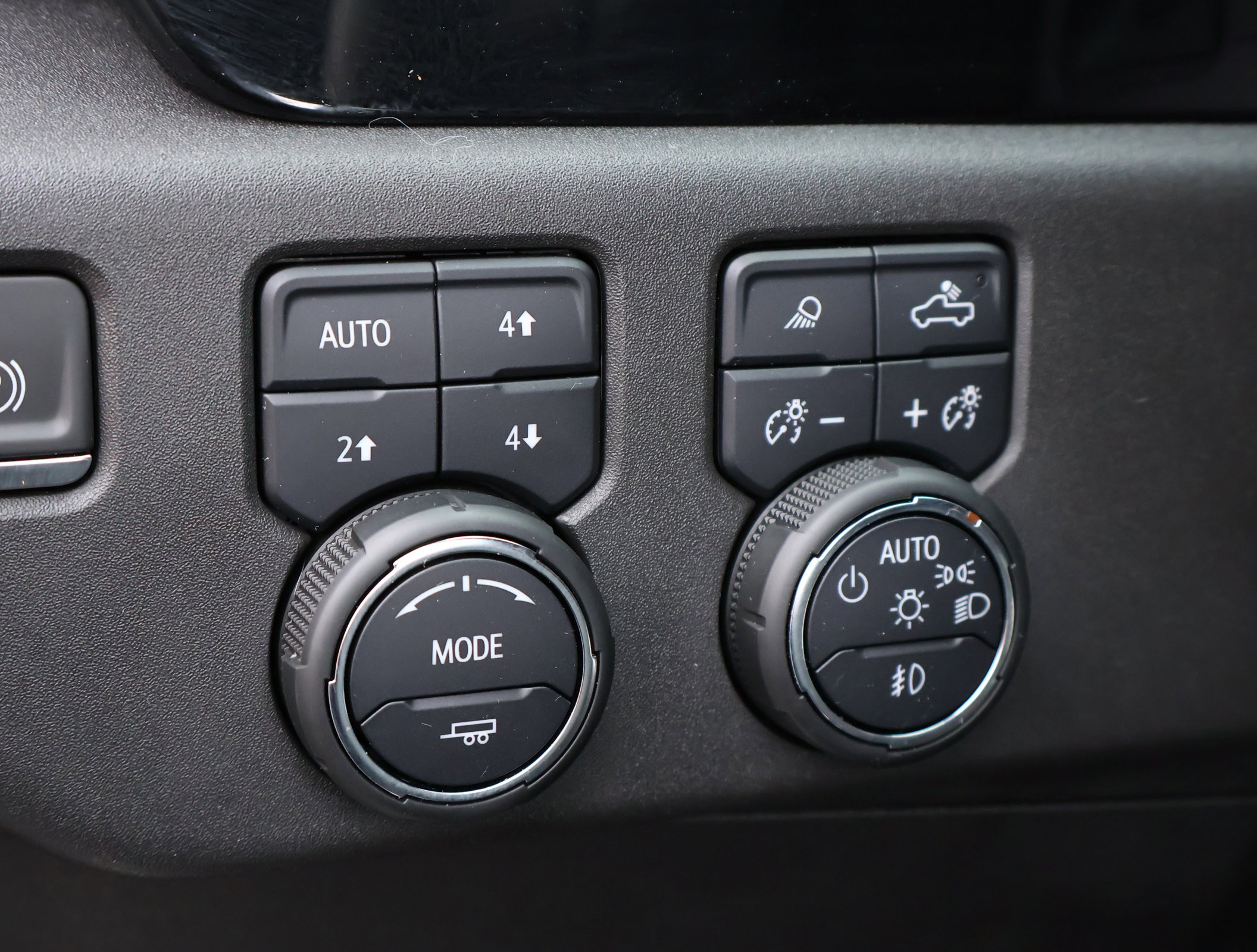 Used 2022 Chevrolet Silverado 1500 LT Trail Boss w/ LT Trail Boss Premium Package image 12