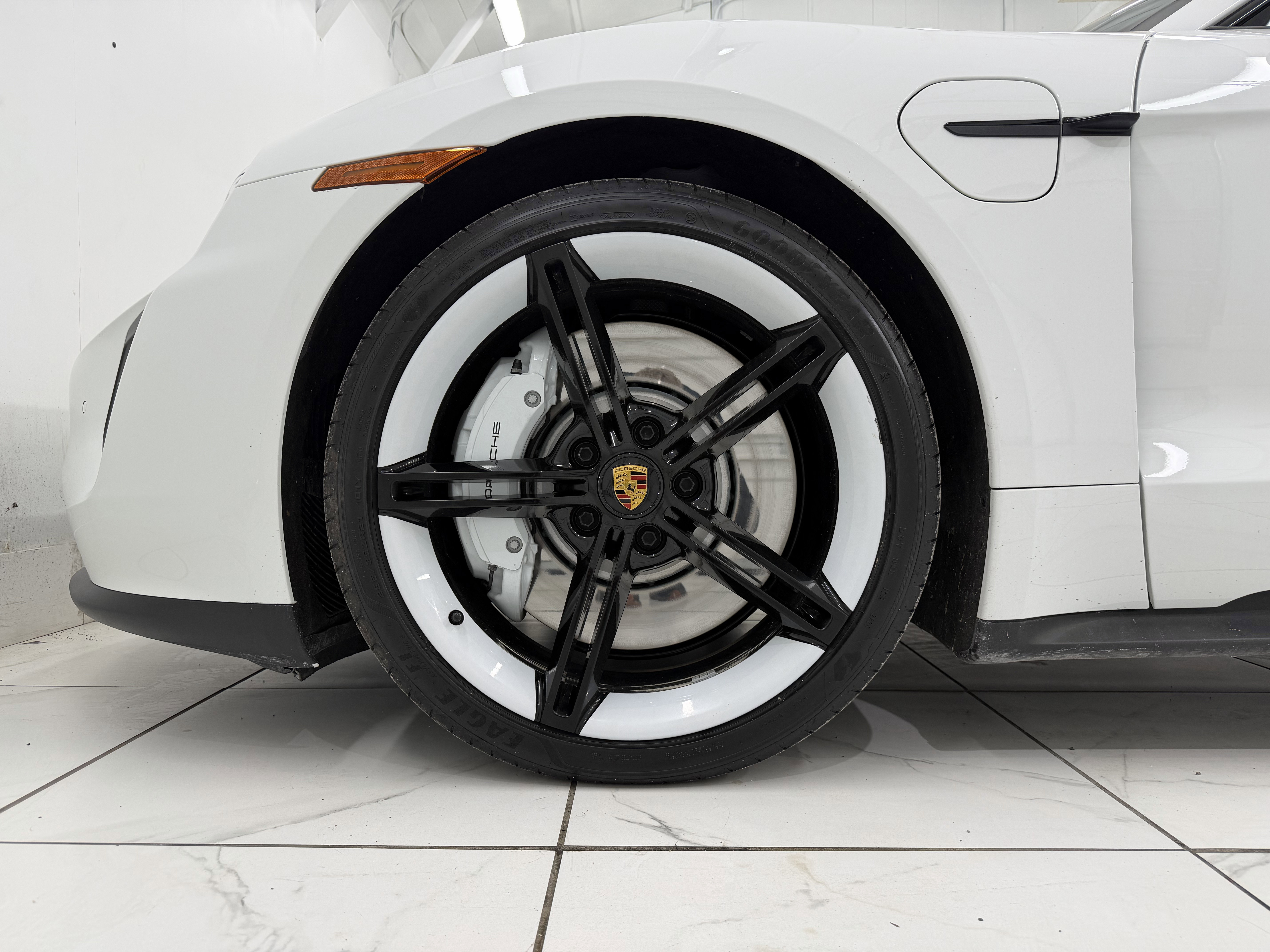 Certified 2023 Porsche Taycan 4S image 16